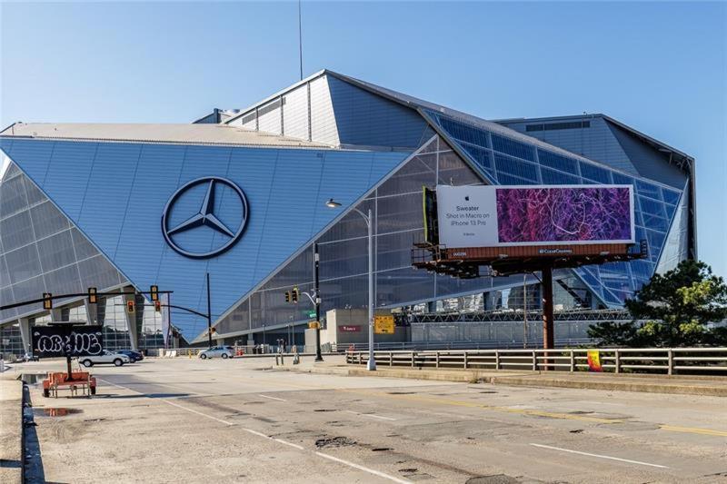 Trendy Castleberry Hill Condo- Walk To Mercedes Benz/ All Downtown Attractions 亚特兰大 外观 照片