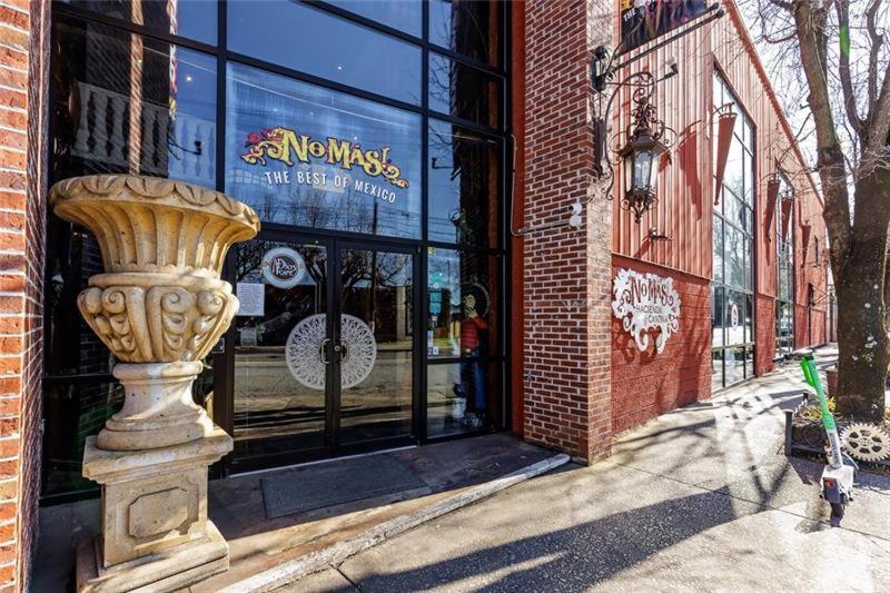 Trendy Castleberry Hill Condo- Walk To Mercedes Benz/ All Downtown Attractions 亚特兰大 外观 照片