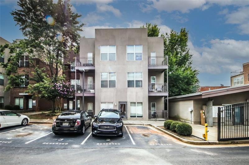Trendy Castleberry Hill Condo- Walk To Mercedes Benz/ All Downtown Attractions 亚特兰大 外观 照片