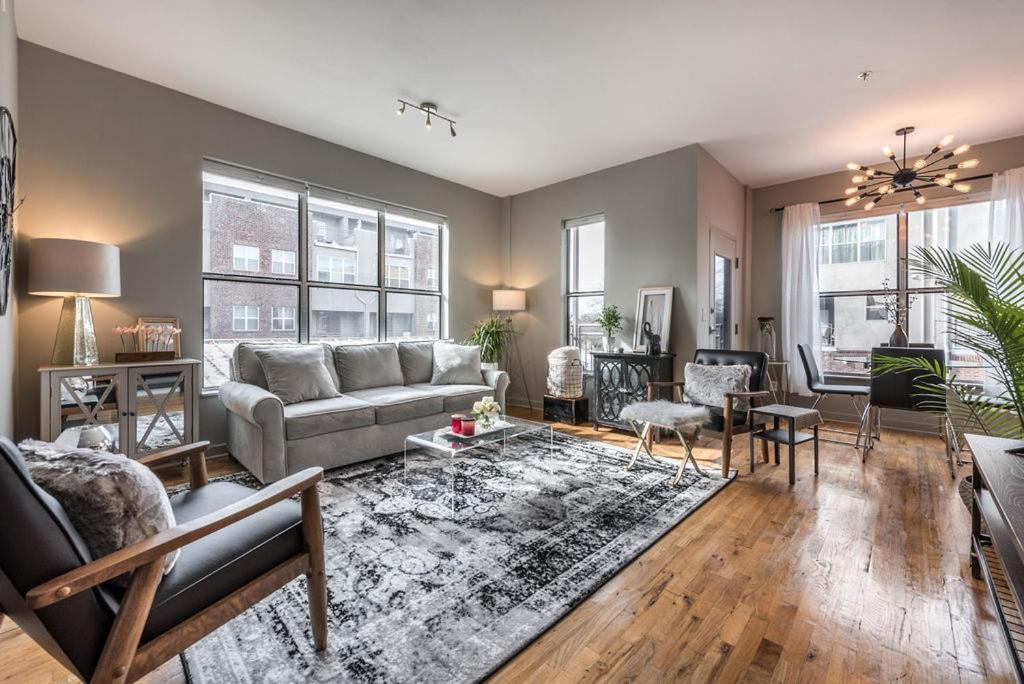 Trendy Castleberry Hill Condo- Walk To Mercedes Benz/ All Downtown Attractions 亚特兰大 外观 照片